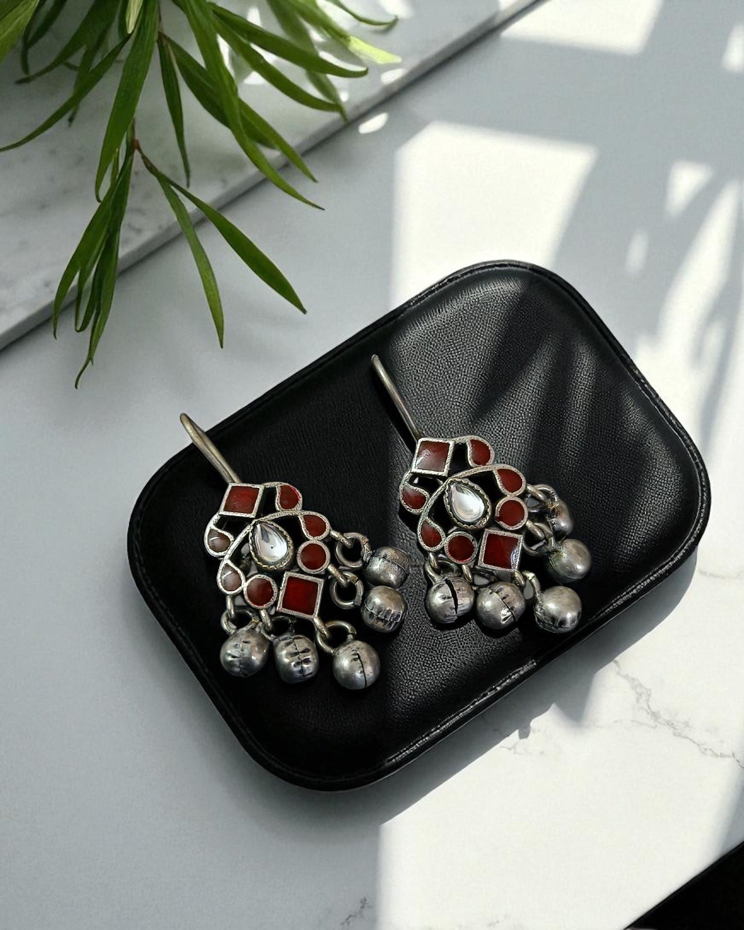 Ishani इशानी Meenakari Kundan Oxidized Earrings in Burgundy
