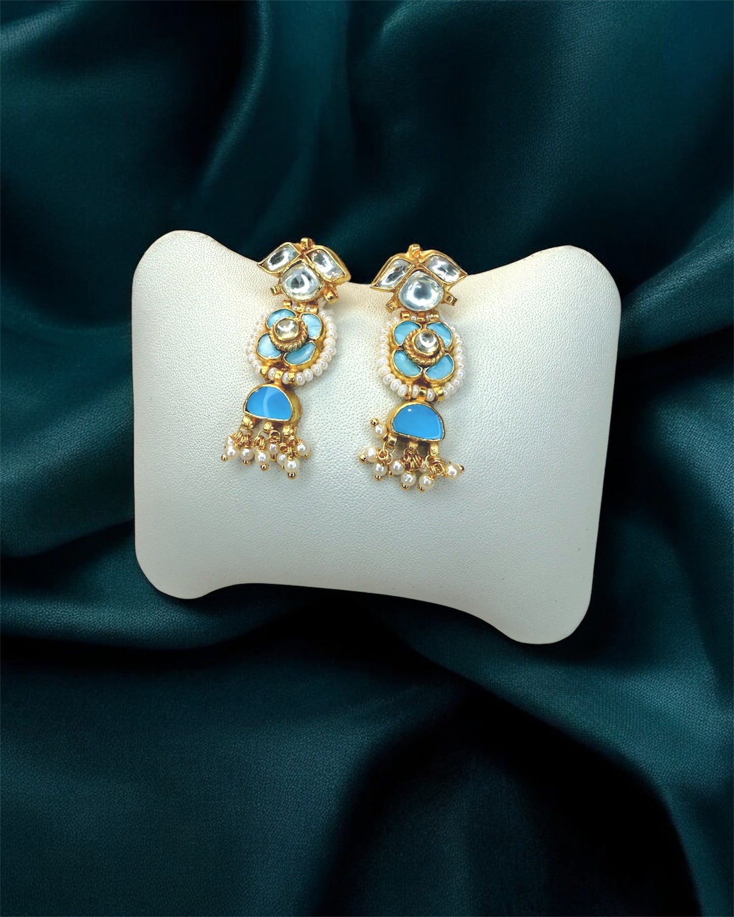 Ranya رانية Paachi Kundan Choker Set in Sky Blue- 22k Gold Plated
