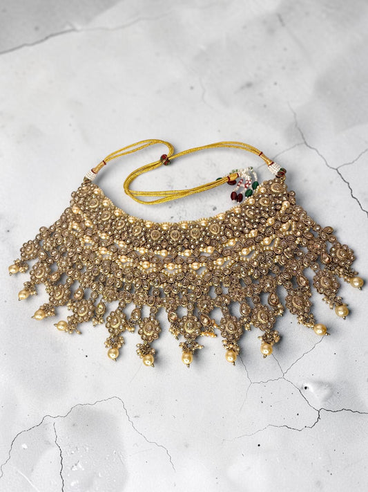 Sabira صابرة Premium Diamond Polki Bridal Set in Gold