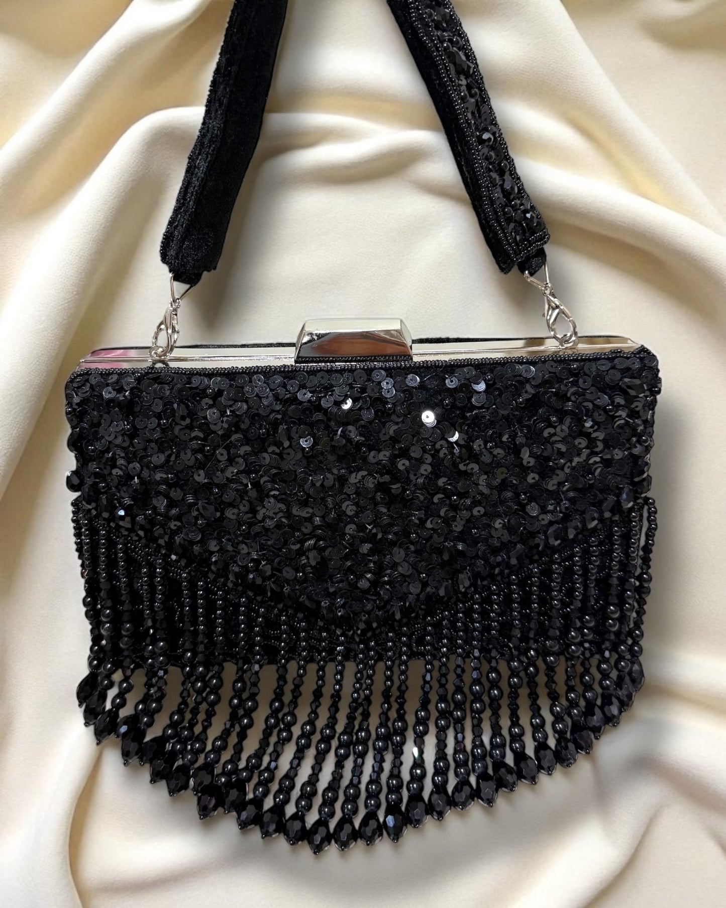 Amna آمنة Beaded Clutch in Black