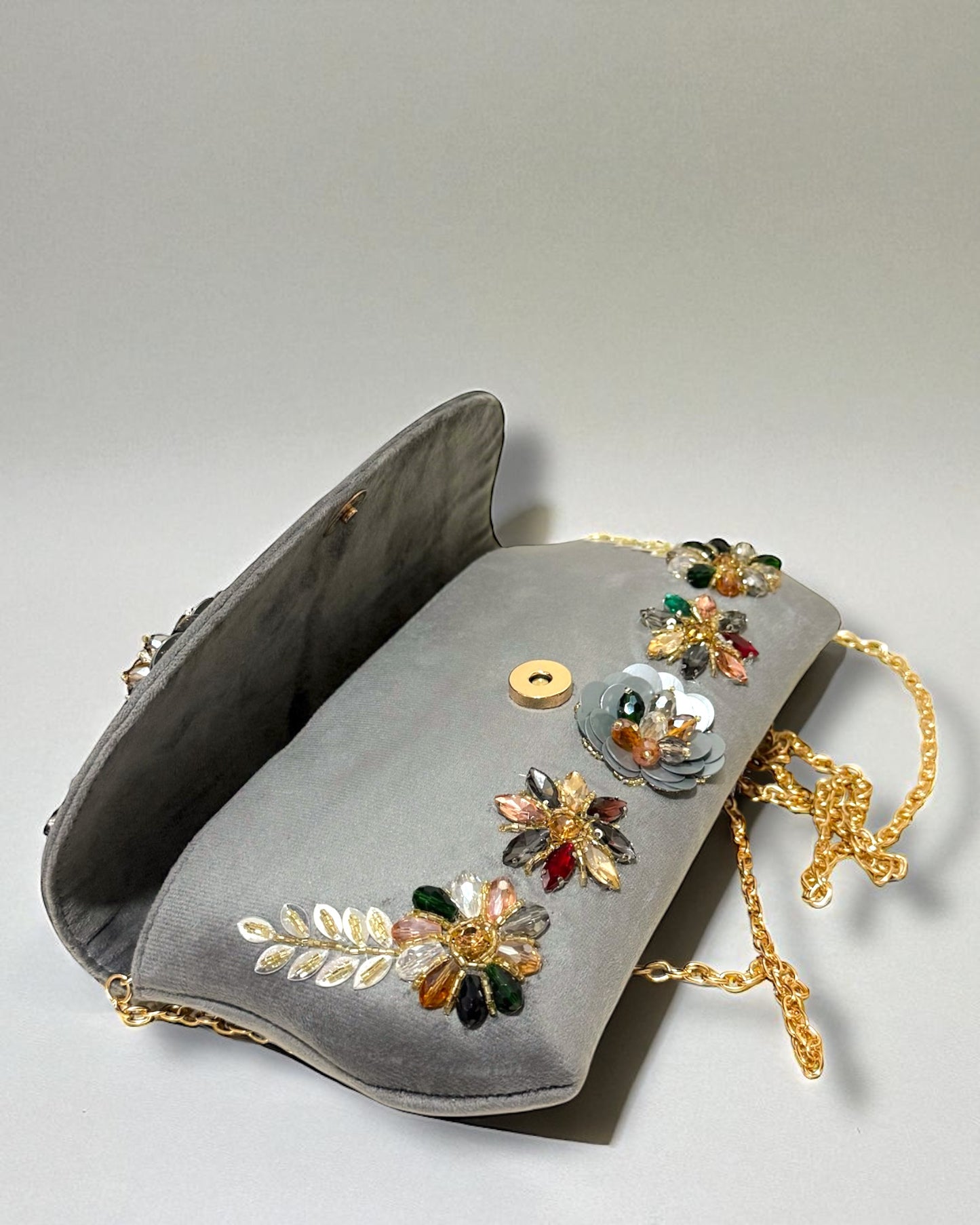 Azra عَذْراء Floral Bag in Grey