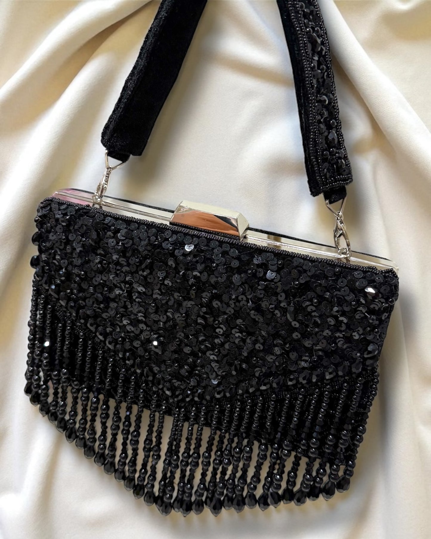 Amna آمنة Beaded Clutch in Black