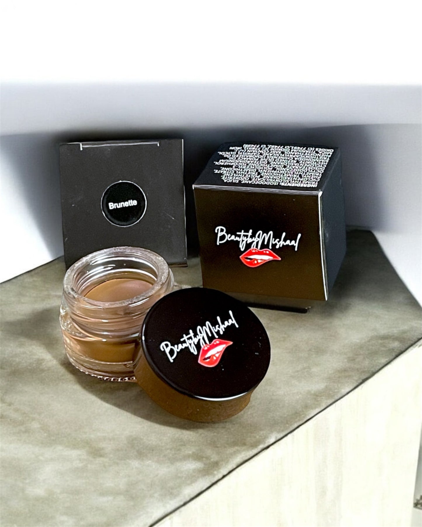Smooth Glide Eyeliner & Brow Gel (2 in 1)