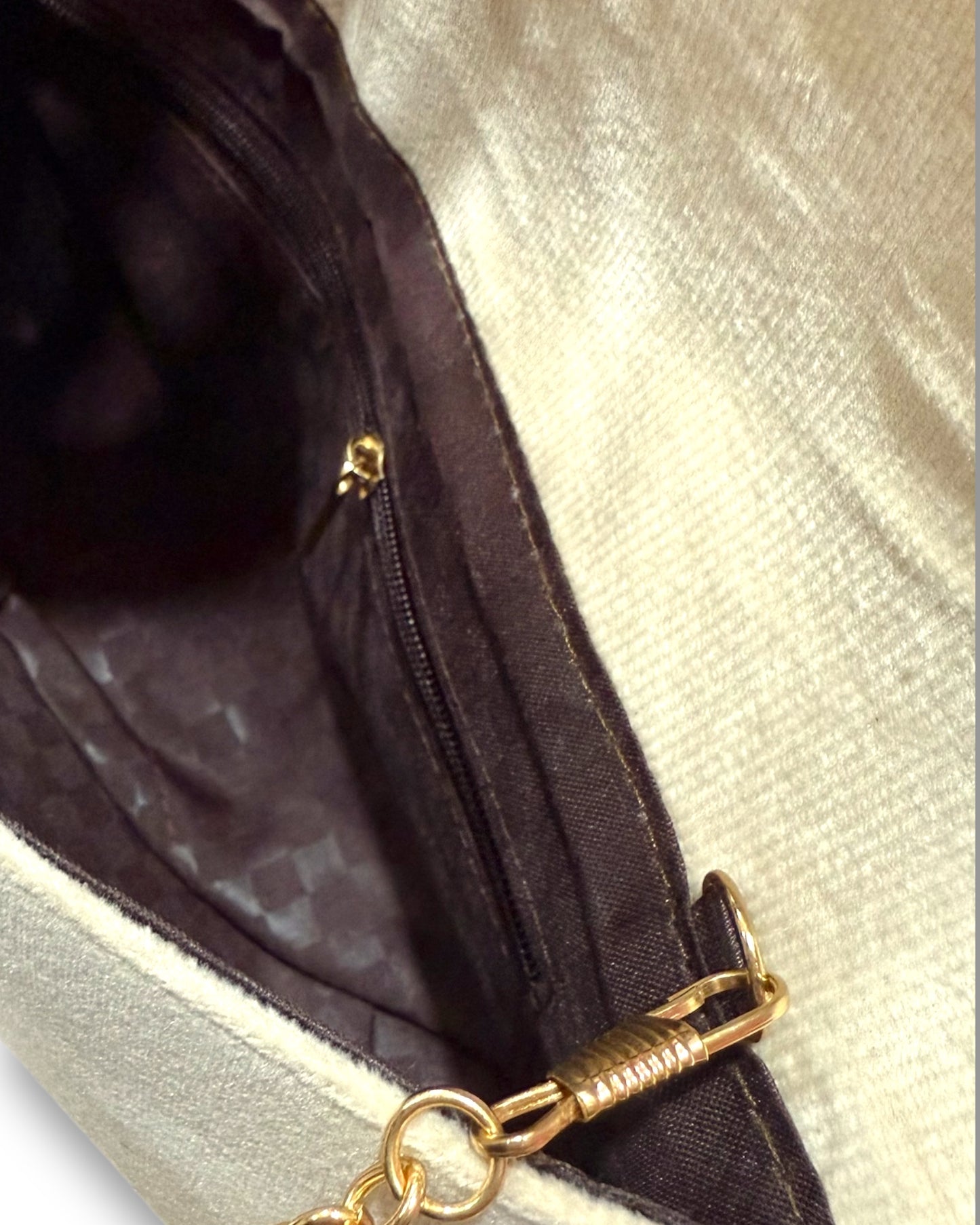 Azra عَذْراء Floral Bag in Cream