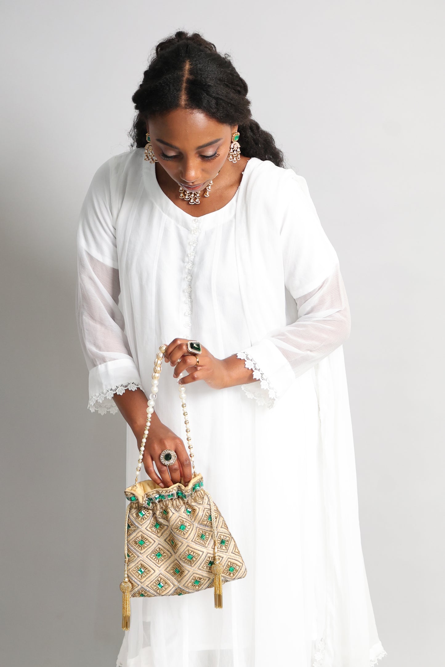 Fiza فِضَاء Potli Bag in Green