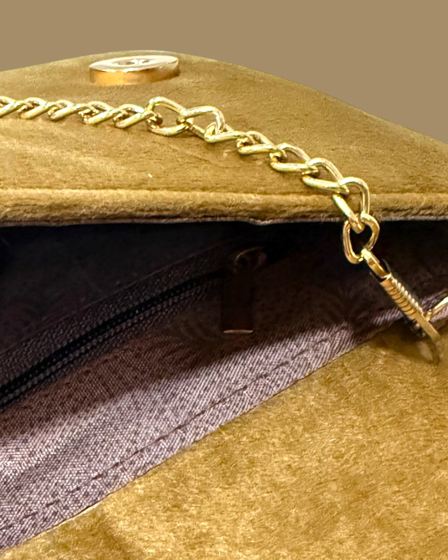 Fariha فَرِيحَة Bag in Gold