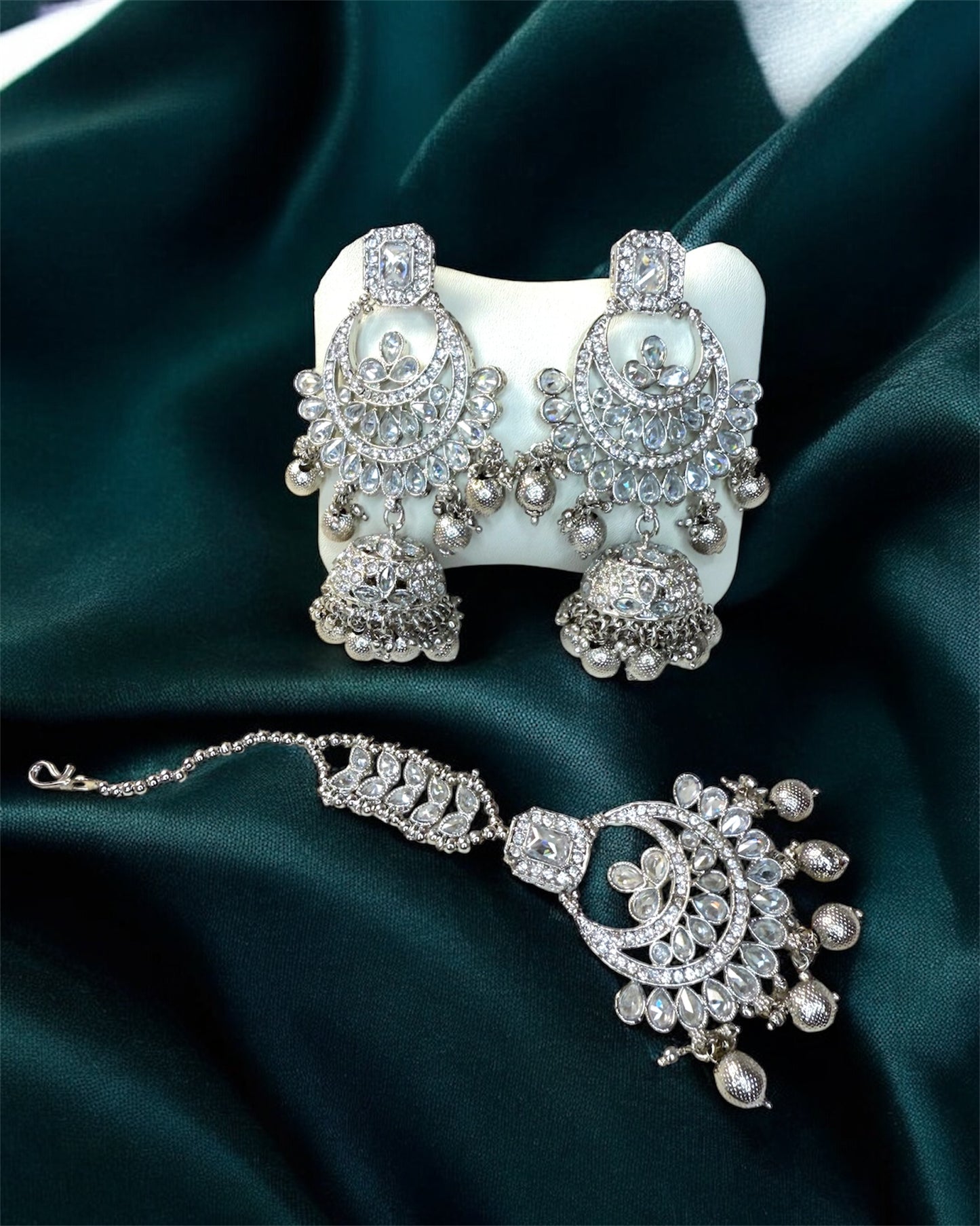 Diyaa ضياء Bridal Set in Silver