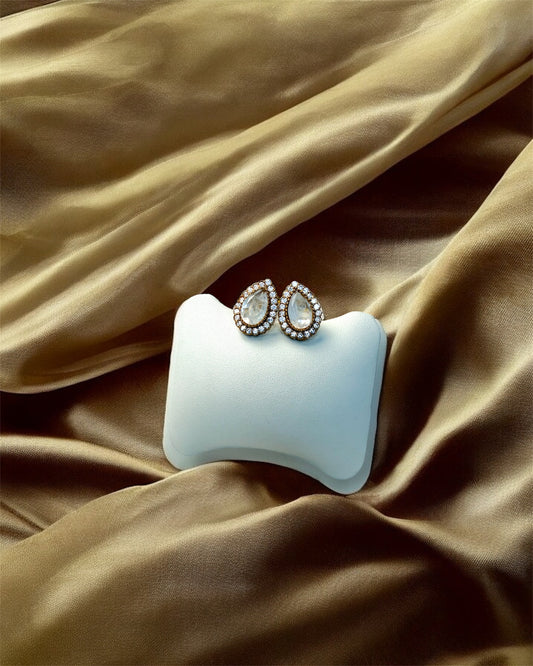 Sofia صوفيا Tyani Kundan Choker Set in Gold - 22k Gold Plated