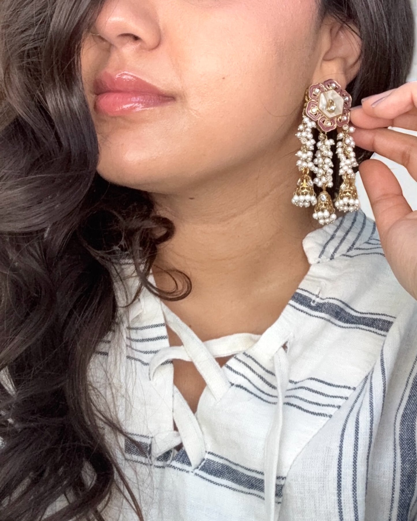 Anjali अंजली Traditional Earrings in Mauve