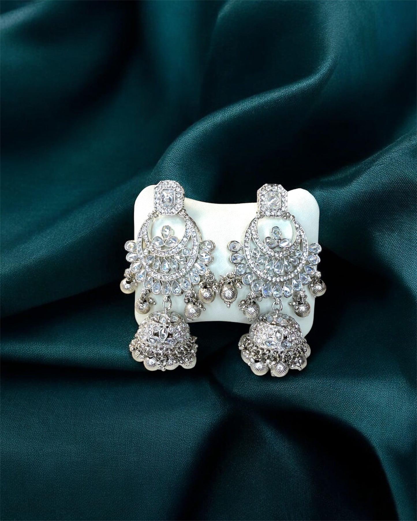 Diyaa ضياء Bridal Set in Silver