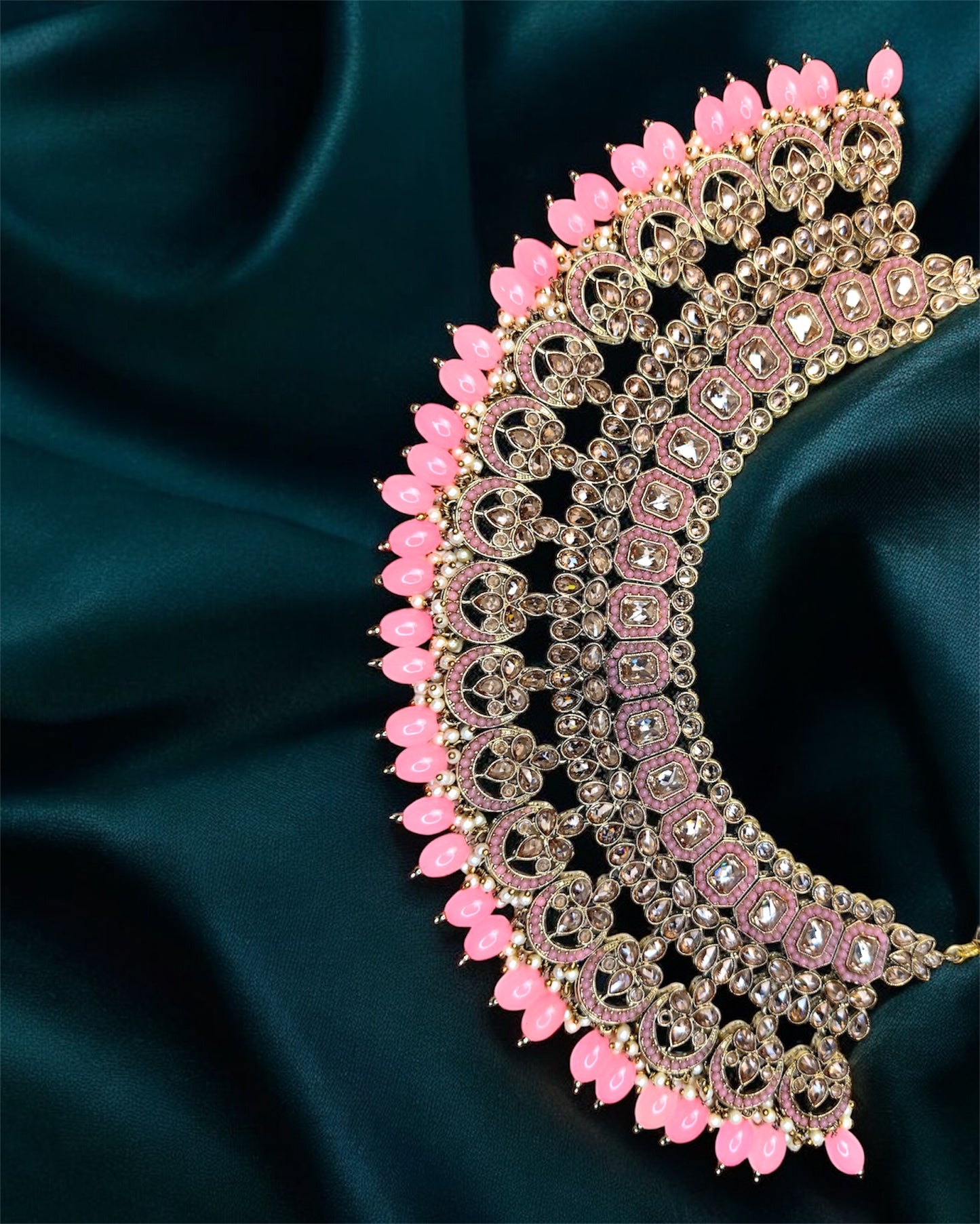 Diyaa ضياء Bridal Set in Pink