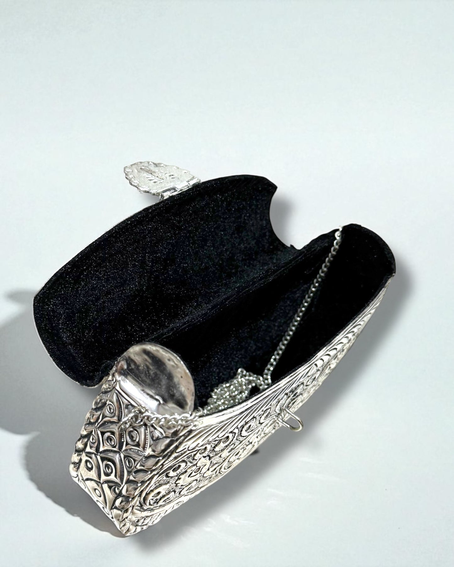 Zaynab زينب Brass Clutch