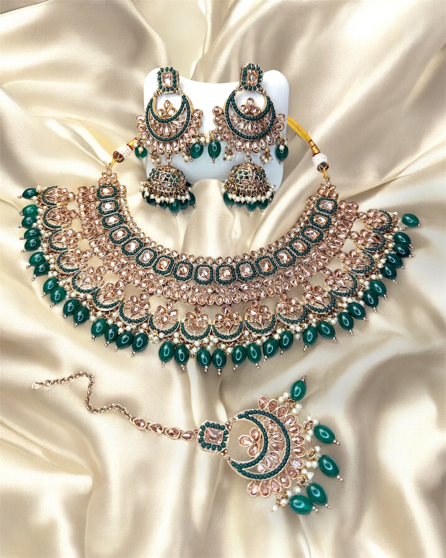 Diyaa ضياء Bridal Set in Green