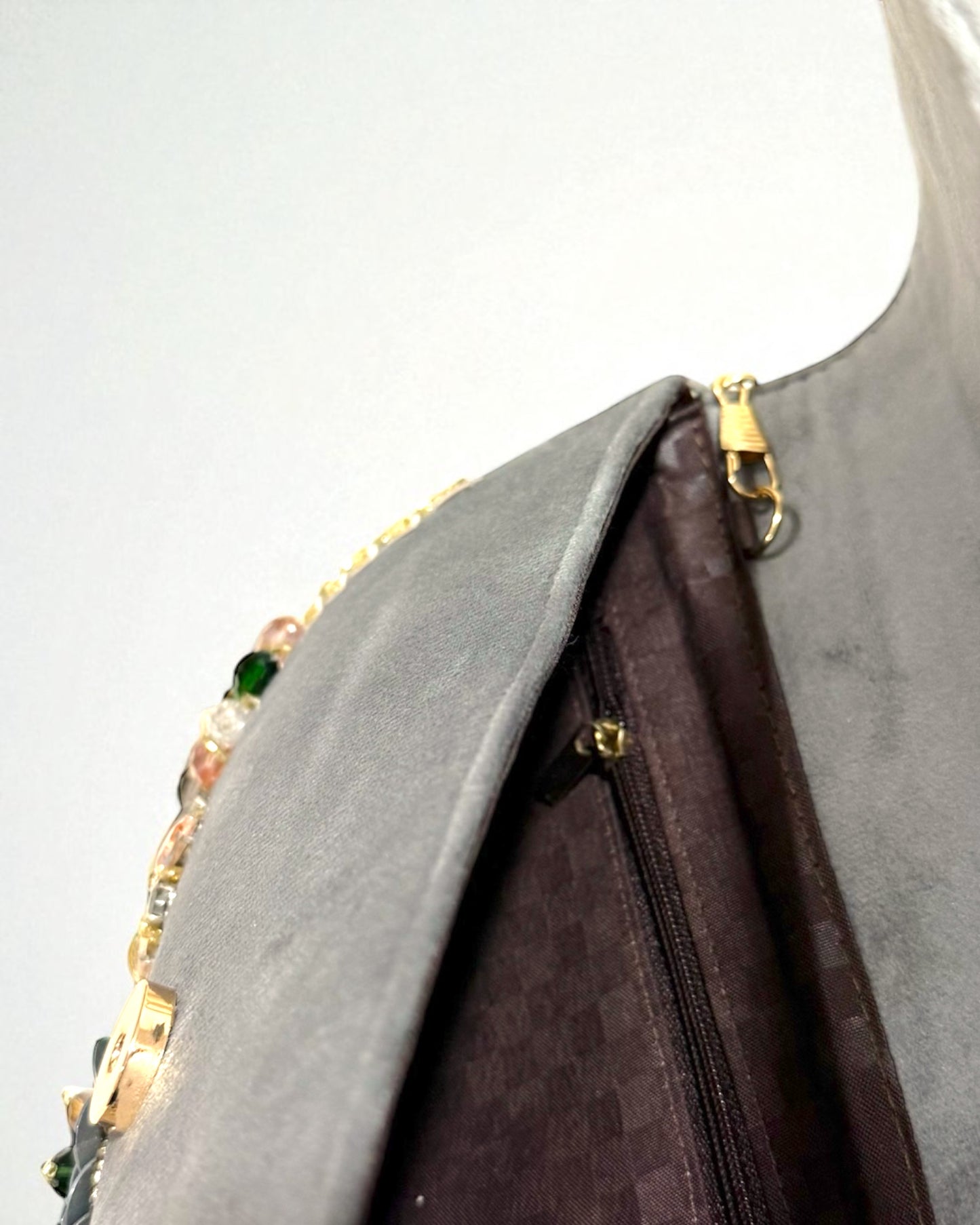 Azra عَذْراء Floral Bag in Grey