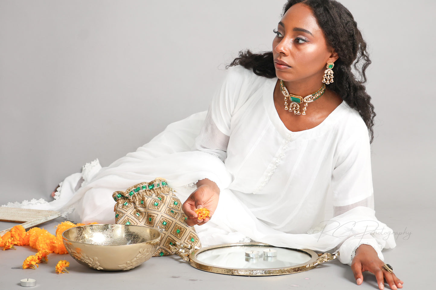 Fiza فِضَاء Potli Bag in Green