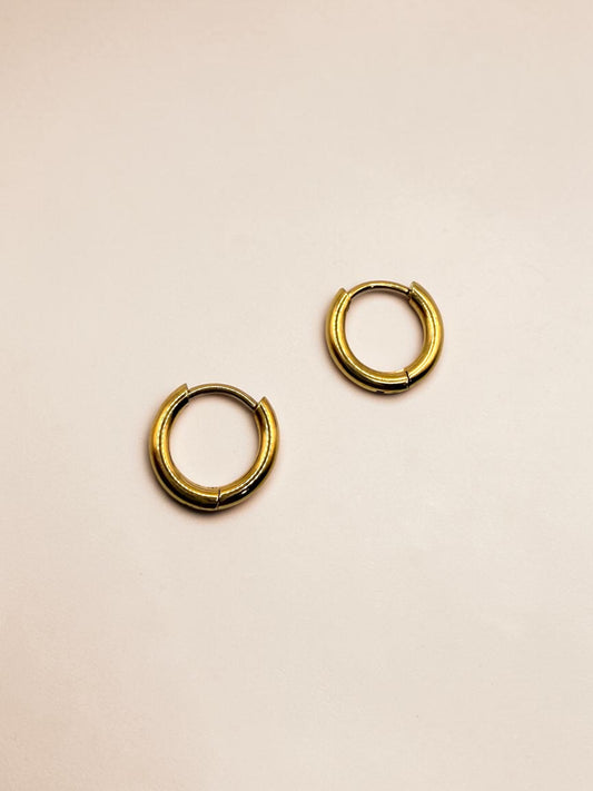 Nayana नयना Gold Huggie Hoops - 18k Gold Plated and Stainless Steel