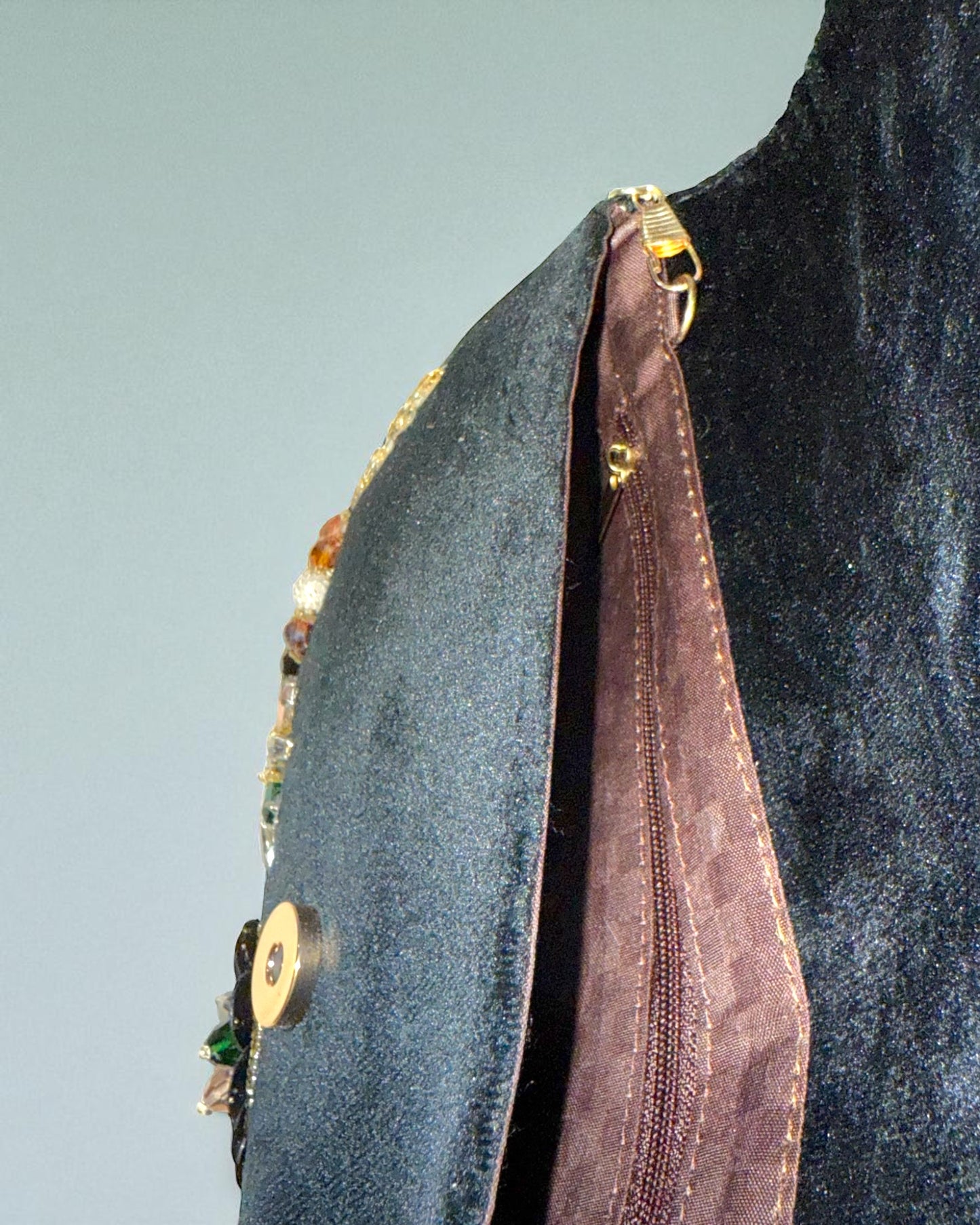 Azra عَذْراء Floral Bag in Black