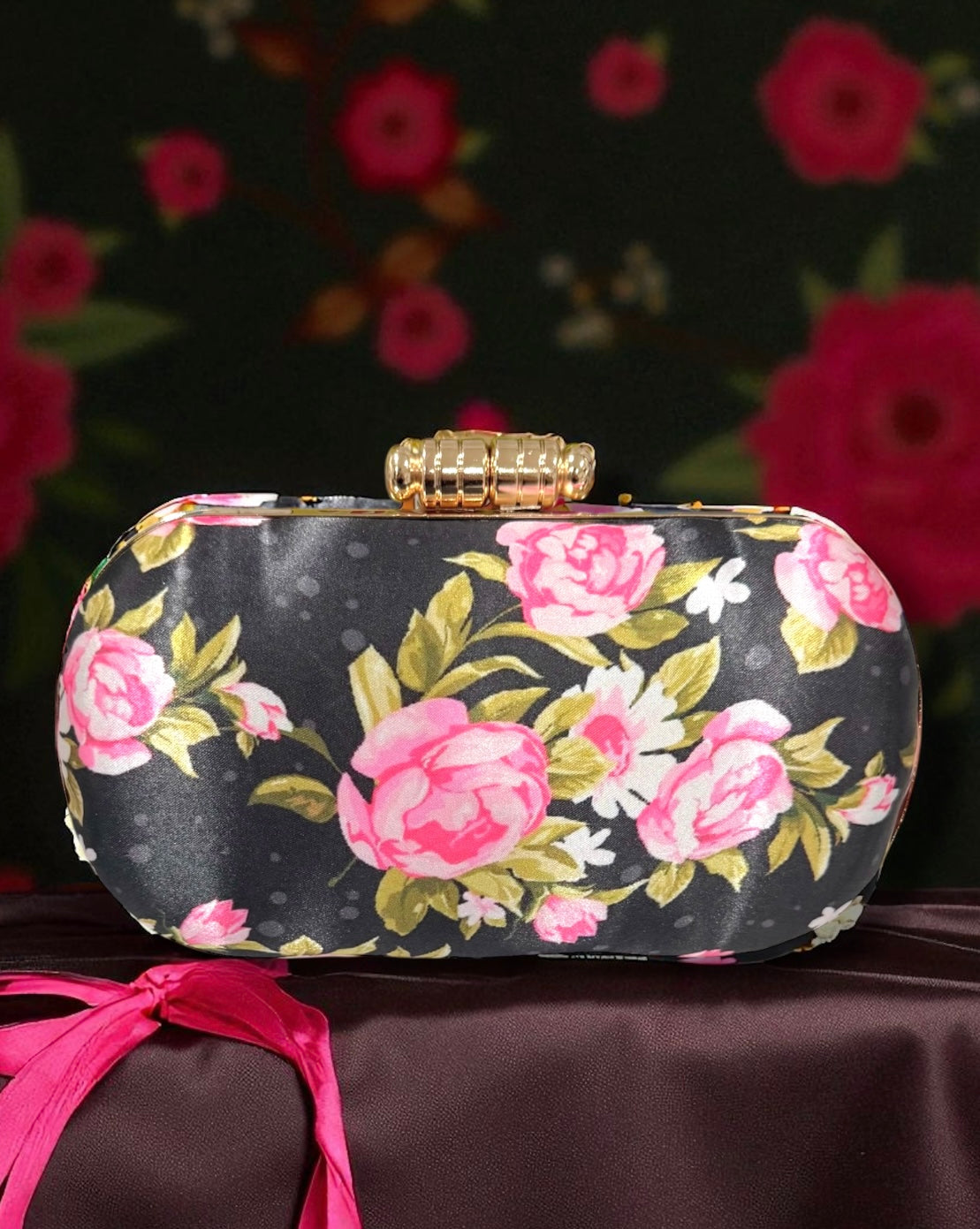Sumaira سميرة Clutch in Dark Grey