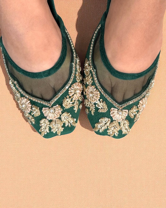 Shehzadi شهزادي Khussay in Green