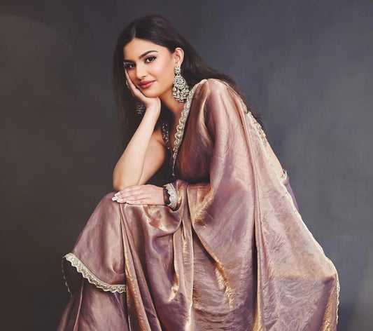 Rabab رَبَاب Polki Earring & Tika Set in Gold