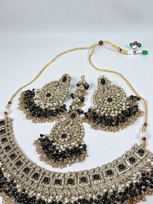 Inaya عنایہ Semi-Bridal Set in Black