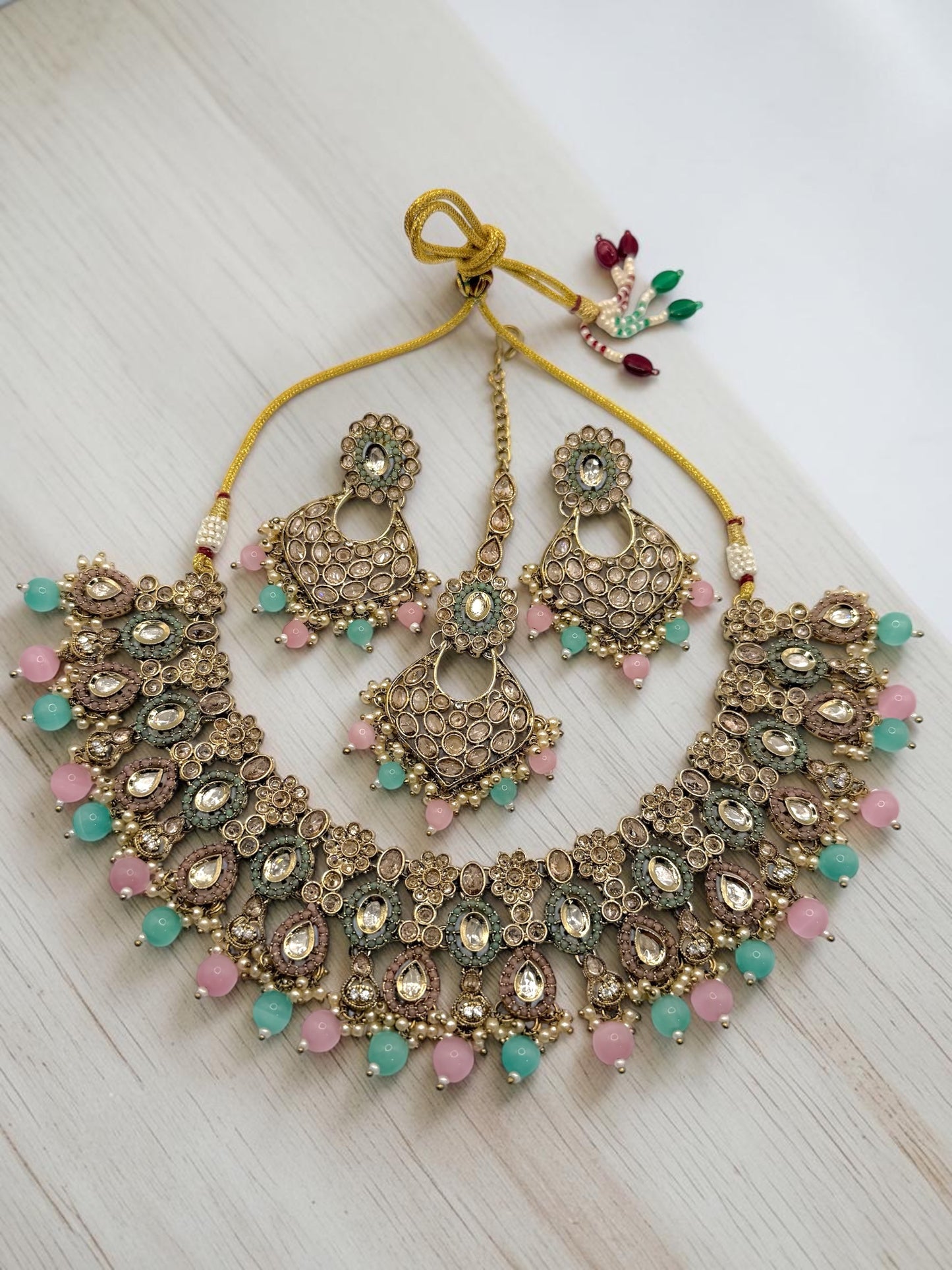 Sangeeta संगीता Polki and Kundan Set in Mint and Pink