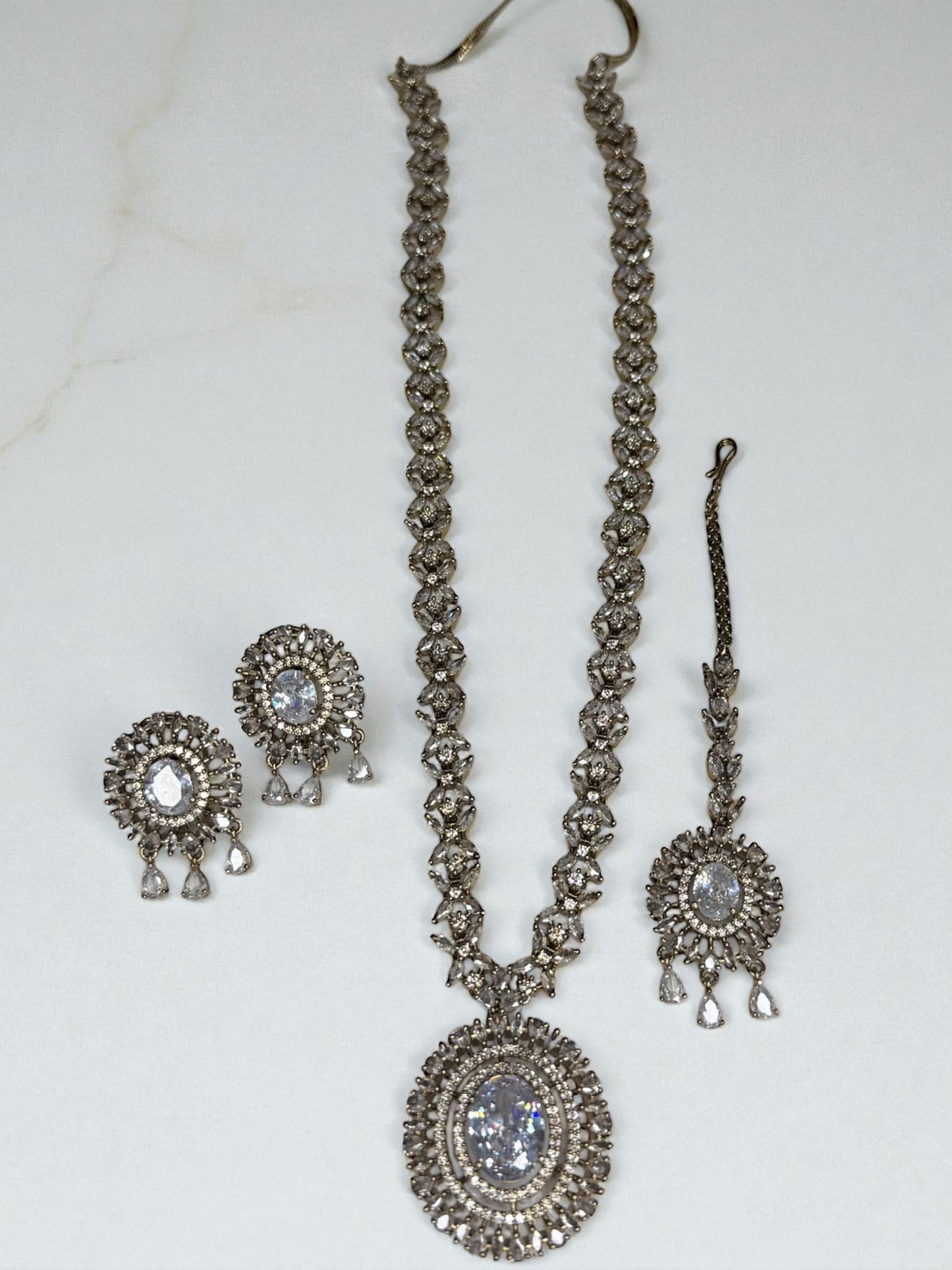 Fawzia فوزية American Diamond Mala Set in White over Gold