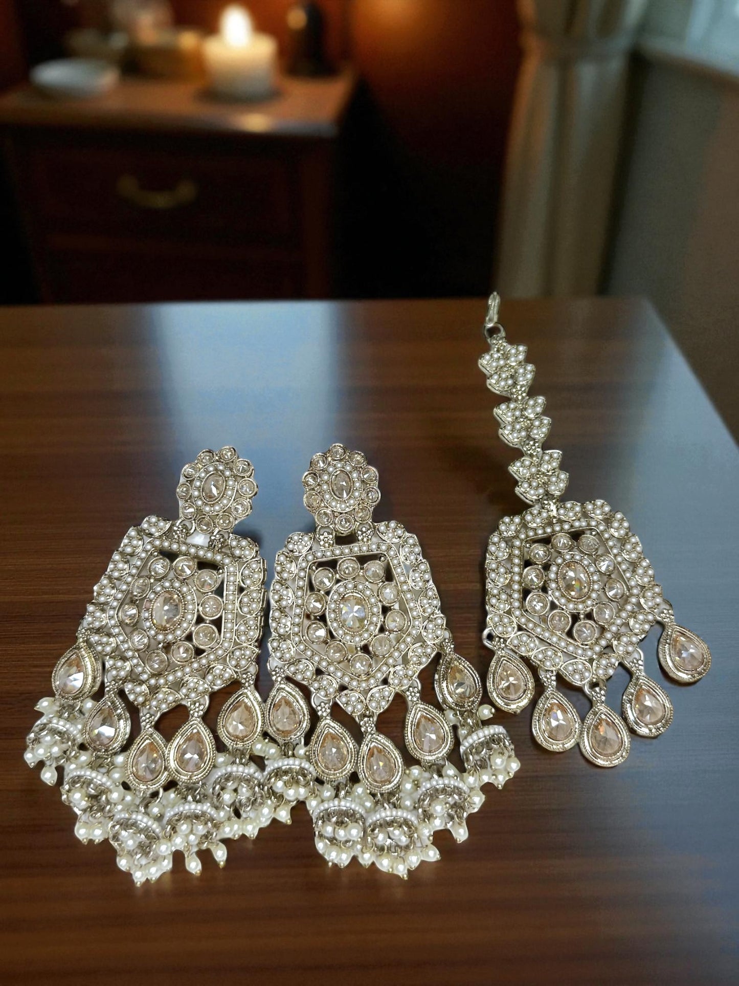 Haifa هيفاء Polki Earring & Tika Set in Gold