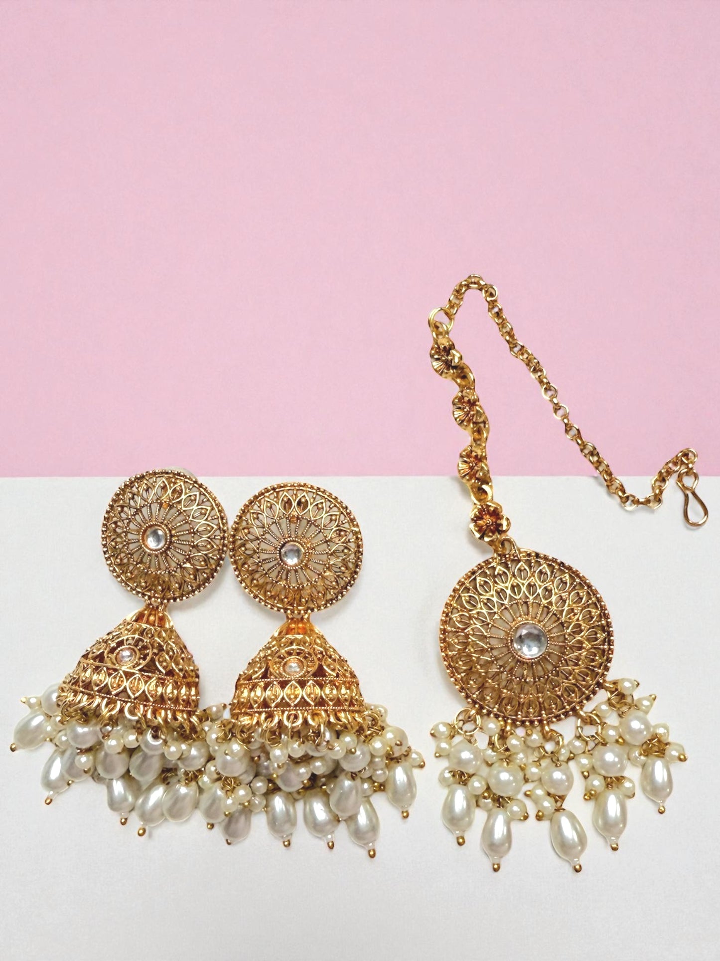 Israa إسراء Earring & Tika Set in White