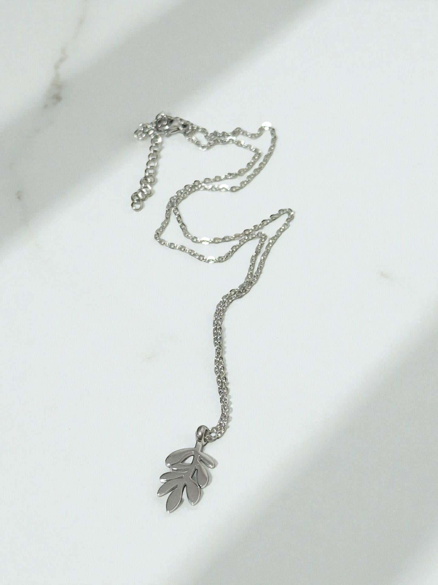 Zaytoon زيتون Tarnish-Free Olive Branch Necklace in Silver - Palestine Collection - Stainless Steel