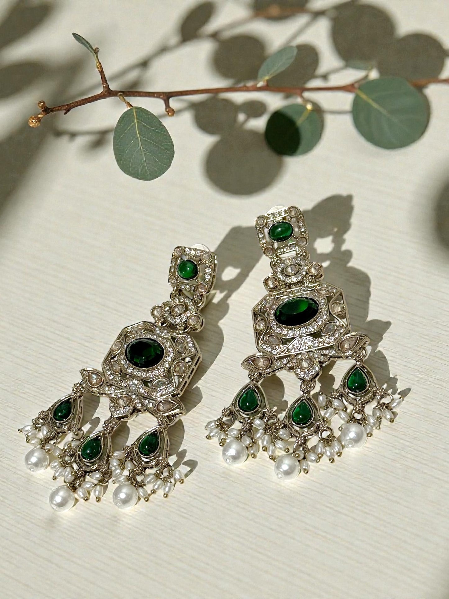 Archana अर्चना Polki Earrings in Green