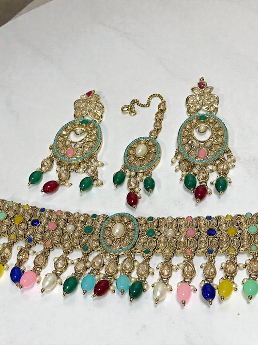 Roshni रोशनी Choker in Multicolor