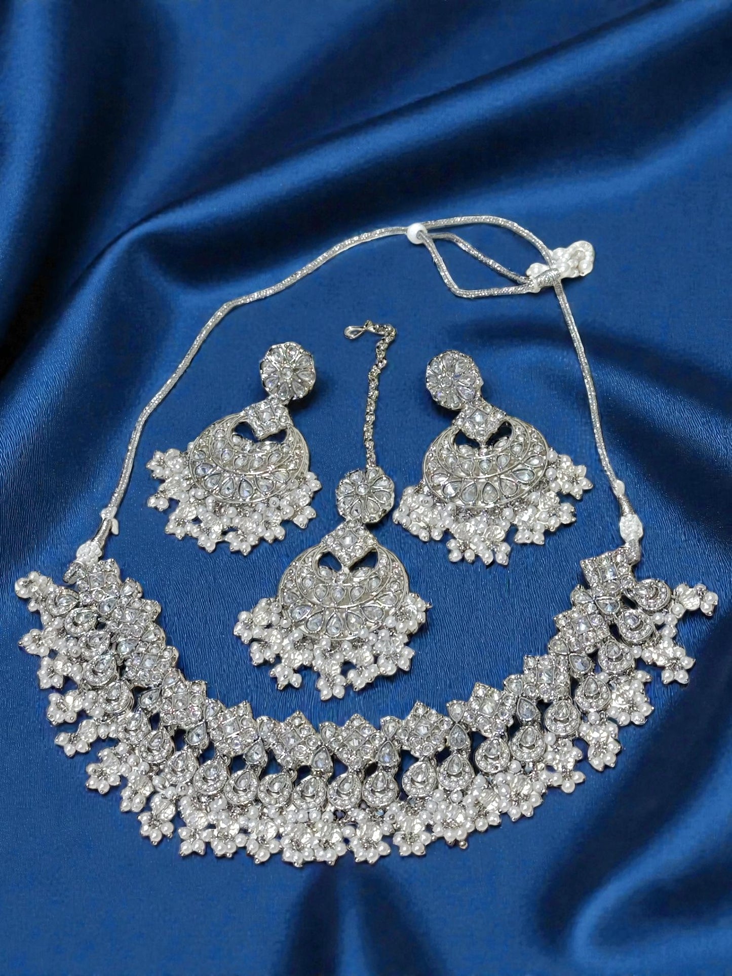 Apeksha अपेक्षा Polki Set in Silver - Can be Worn as Necklace or Choker