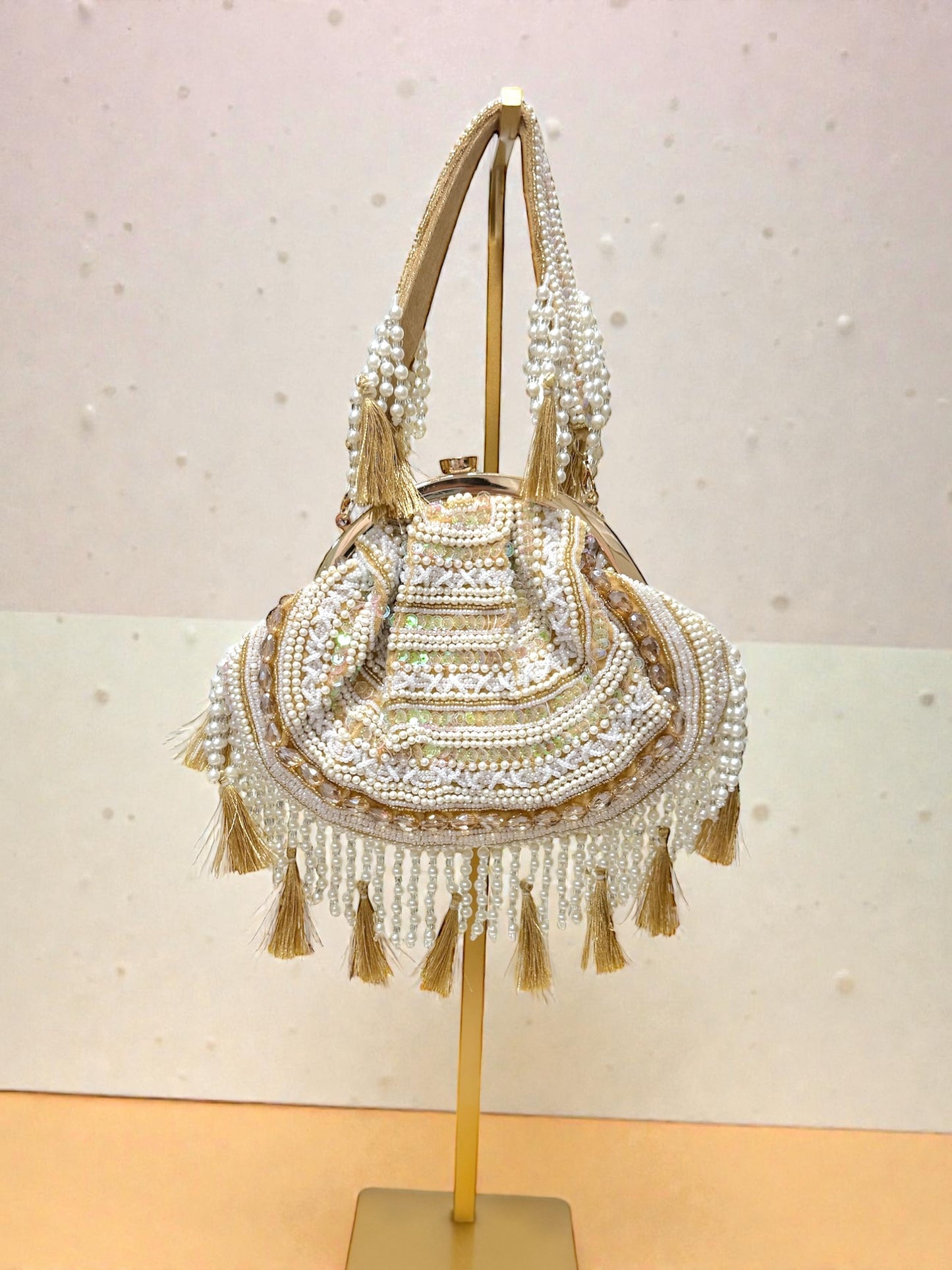 Sharada शारदा Shell Shaped Clutch in Gold
