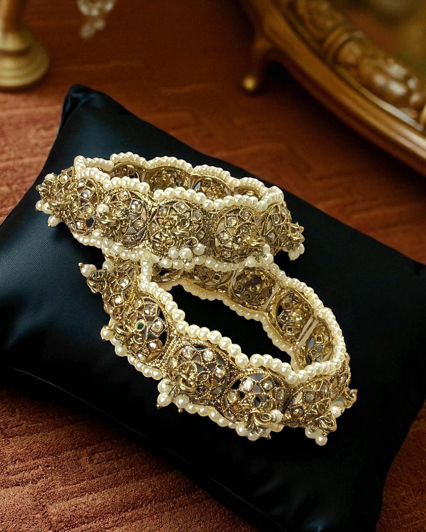 Layali ليالي Kare in Gold