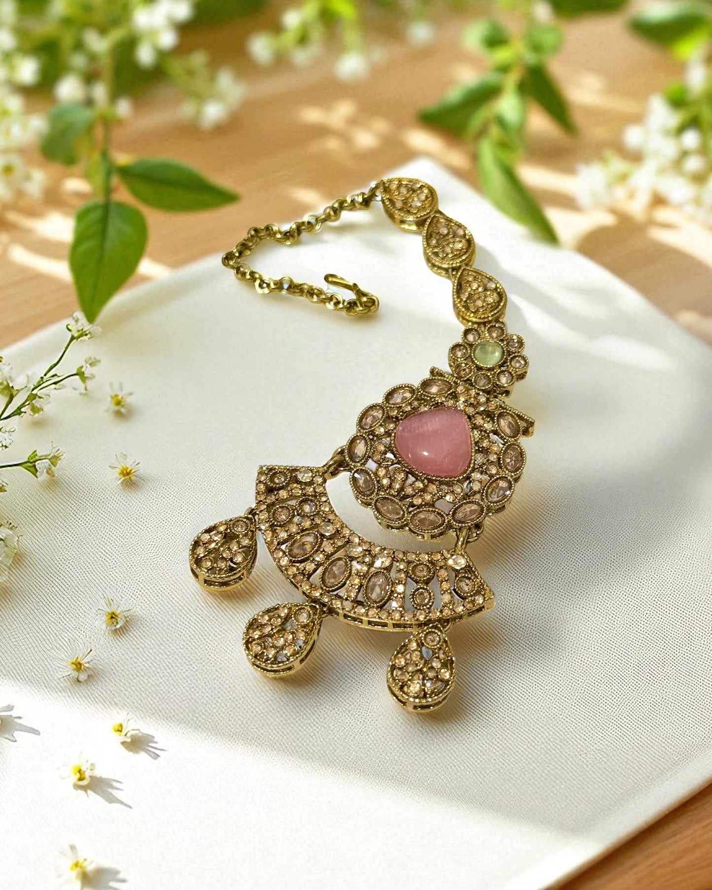 Rajeshwari राजेश्वरी Royal Mala Set in Pastel Pink & Mint