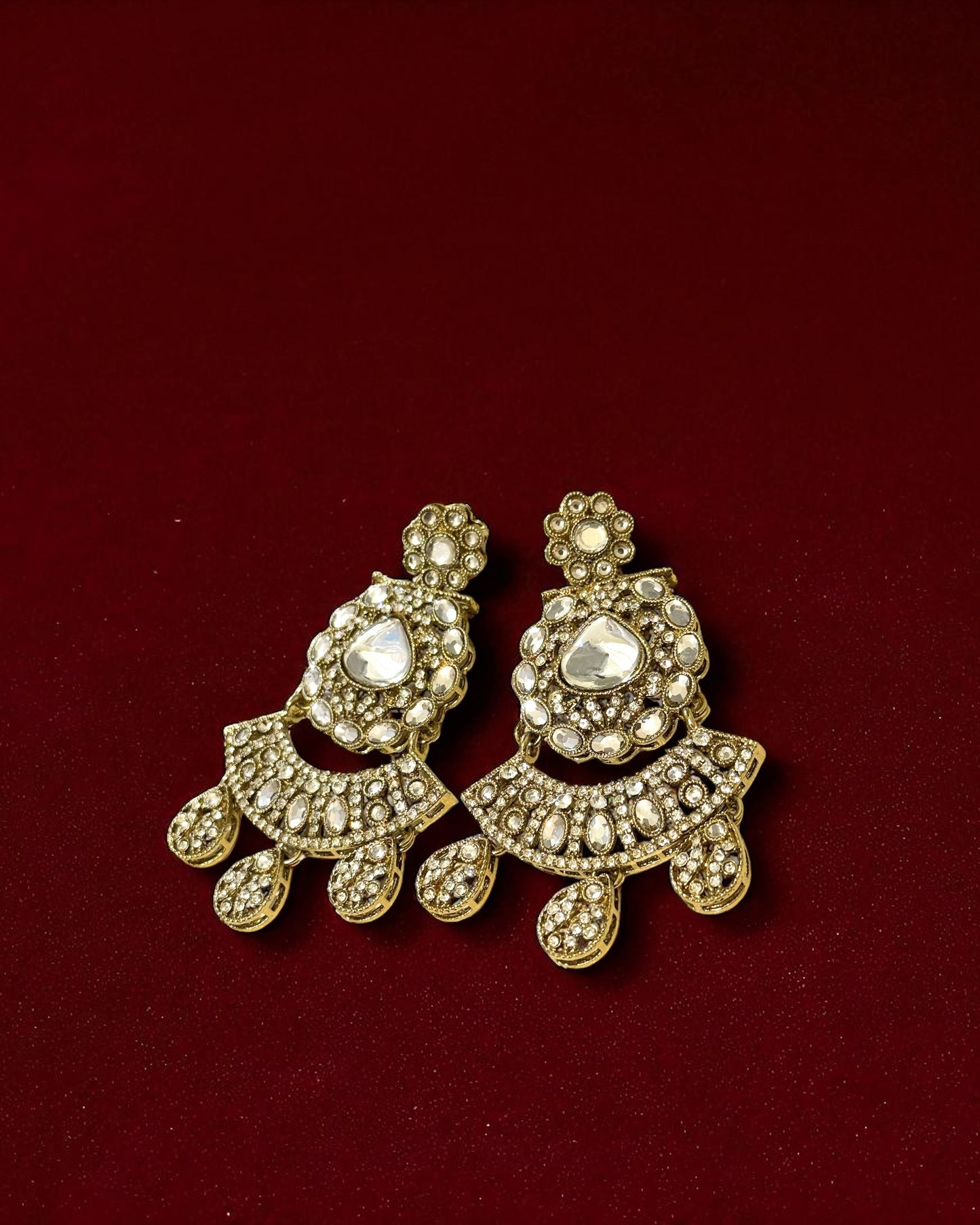 Rajeshwari राजेश्वरी Royal Mala Set in White Gold