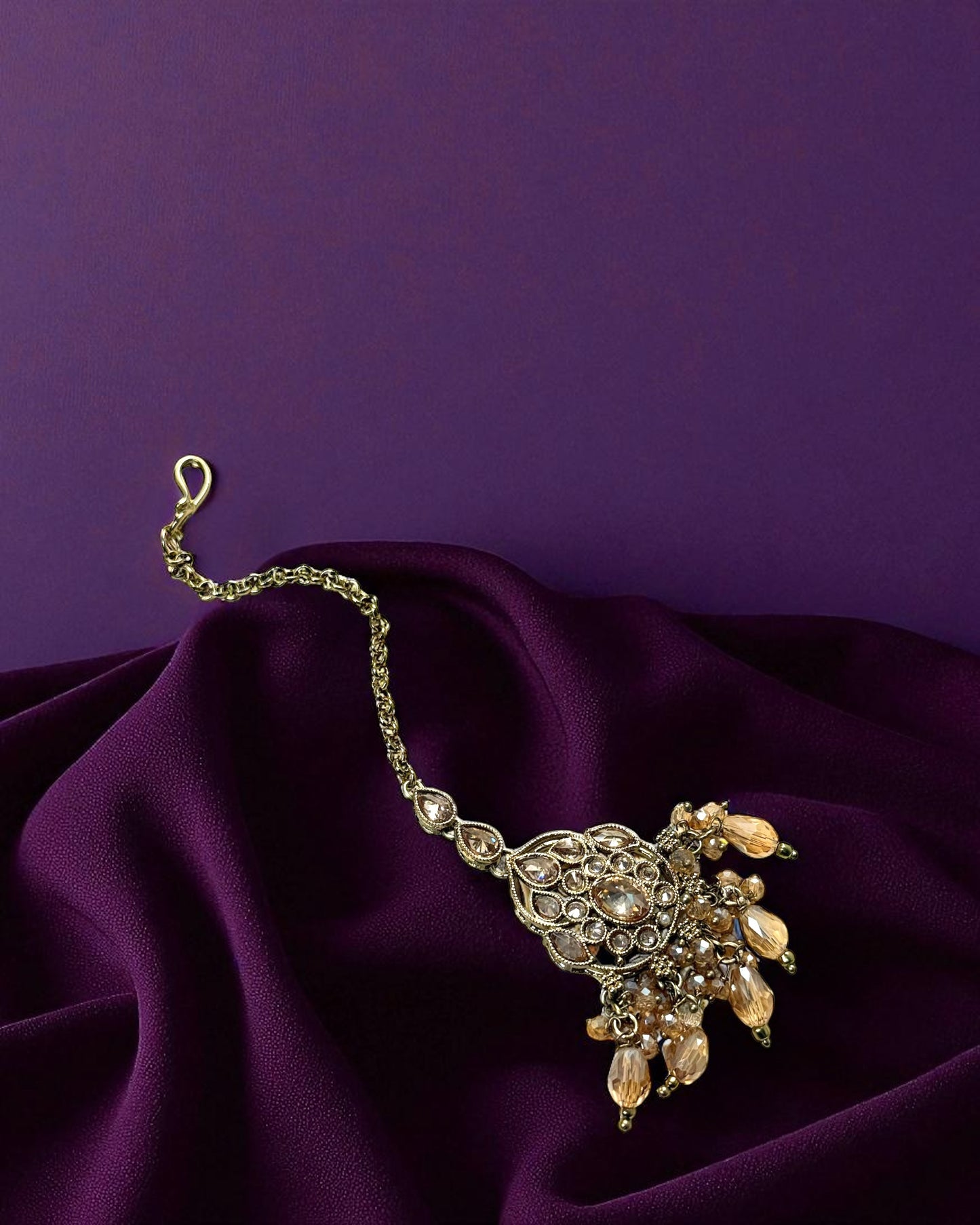 Amaira अमैरा Polki Set in Gold
