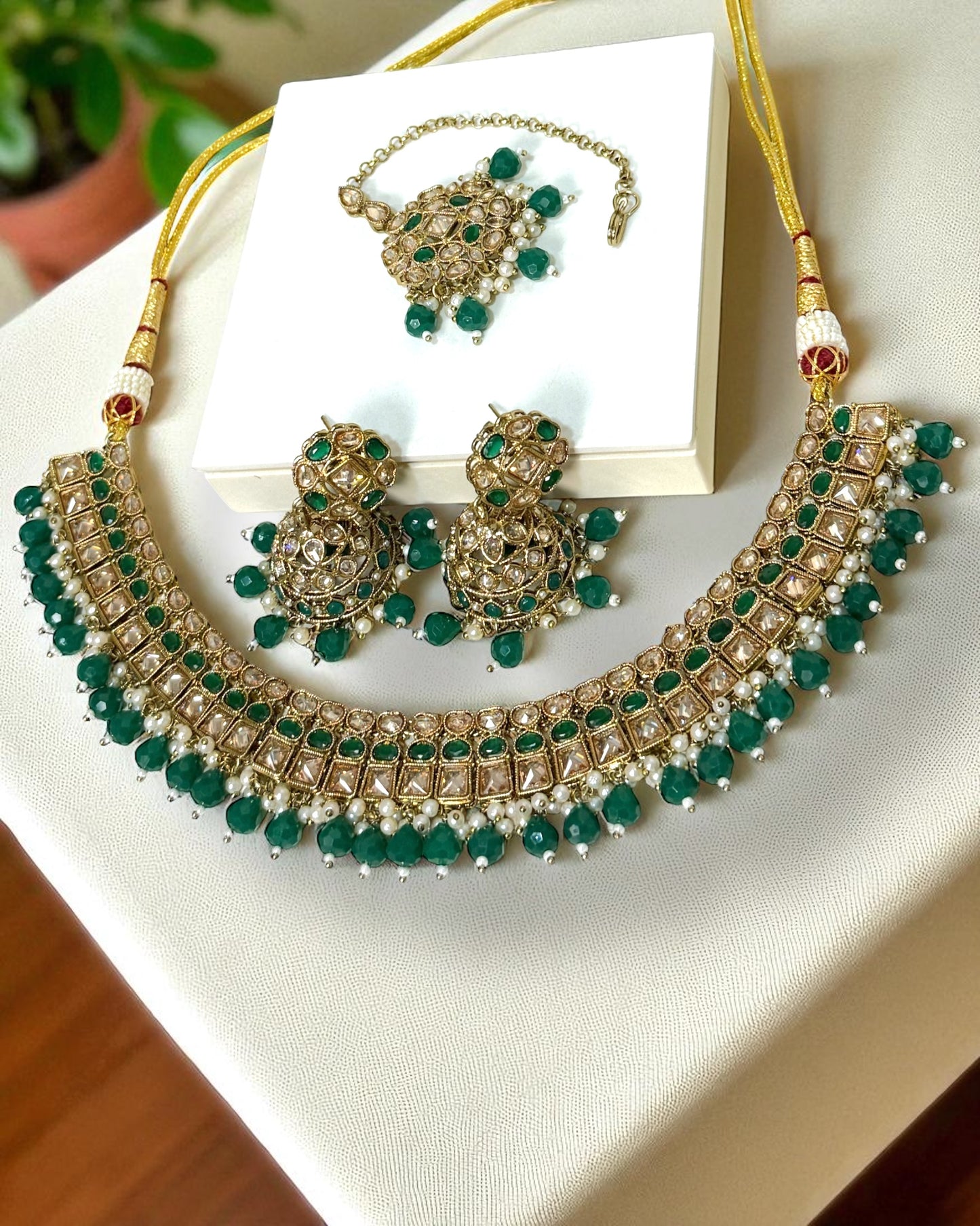 Ayesha عائشہ Polki Set in Green