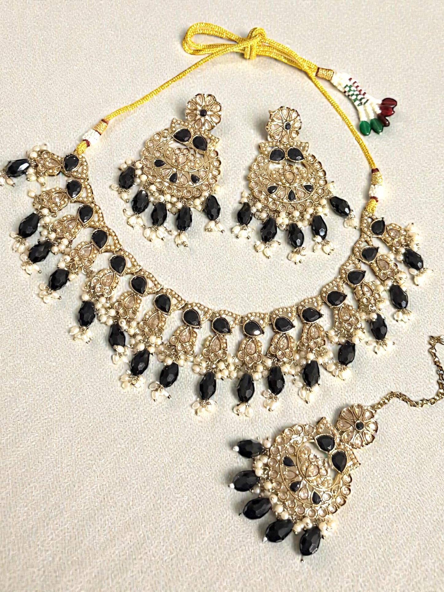 Tamara تمارا Polki Set in Black