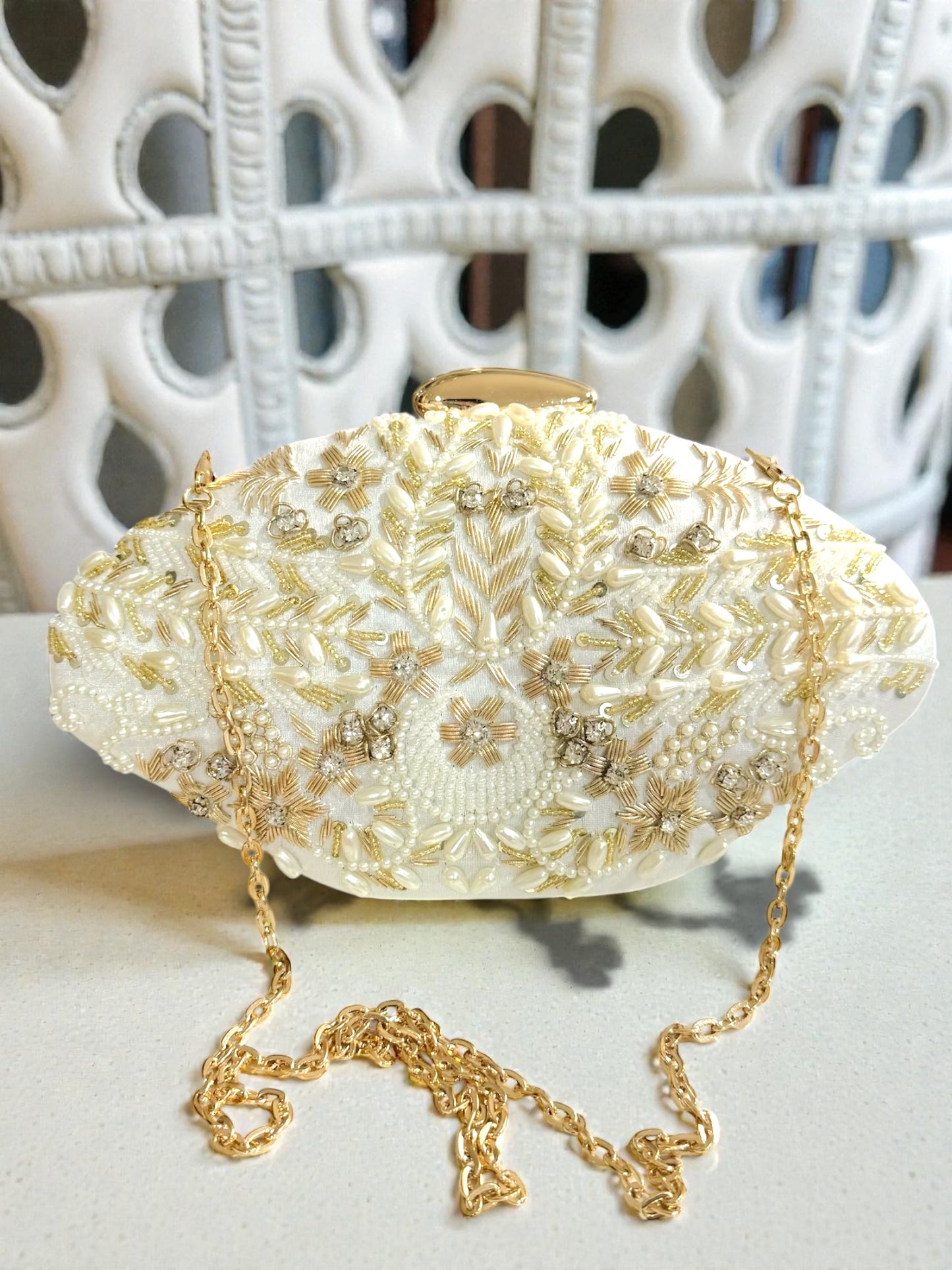 Suhaila سهيلة Handmade Clutch in White