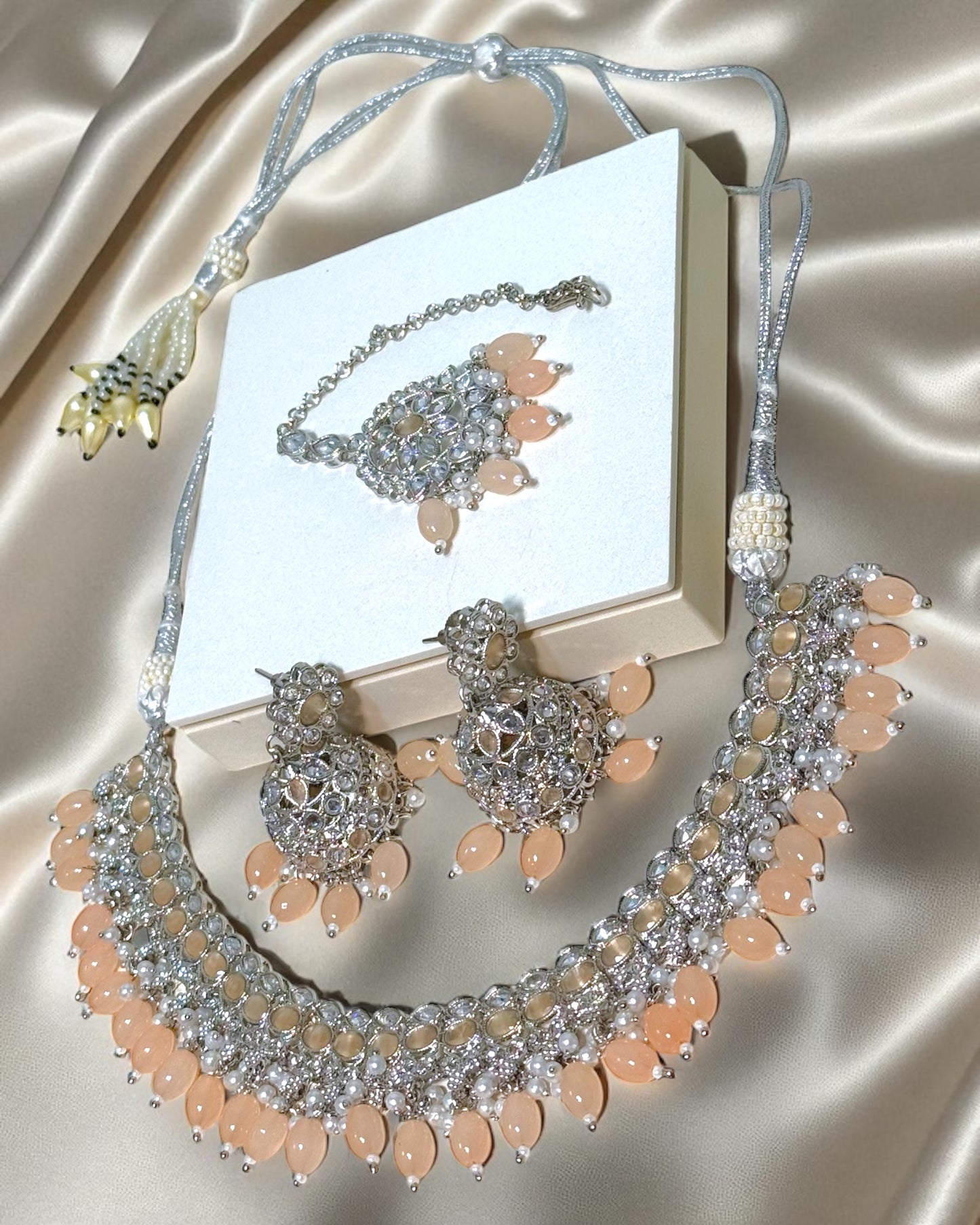 Sabina سابينا Silver Polki Set in Peach