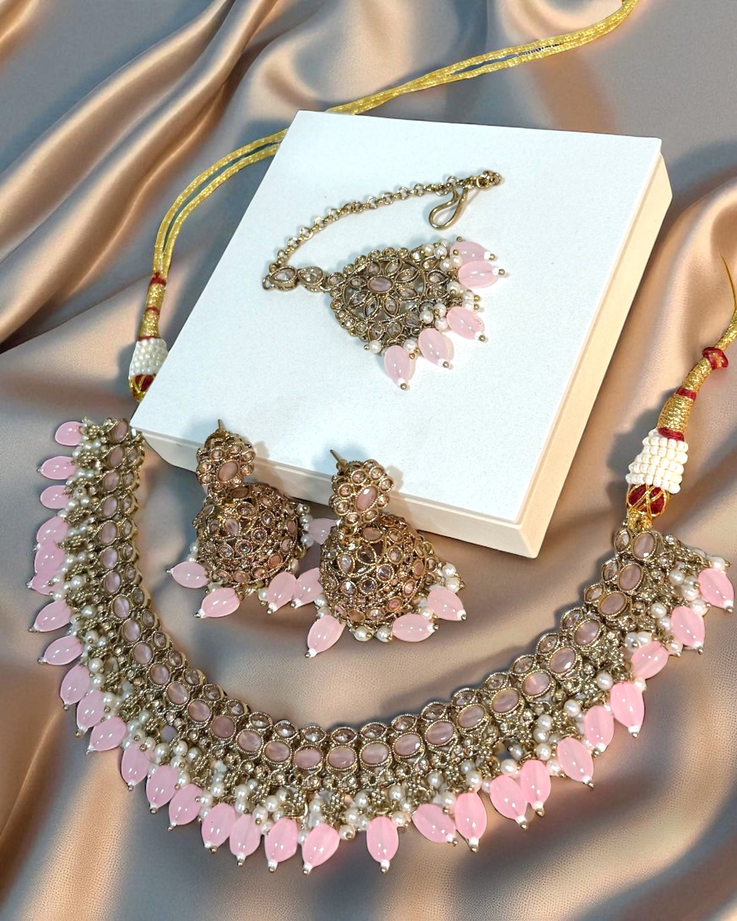 Sabina سابينا Polki Set in Pink