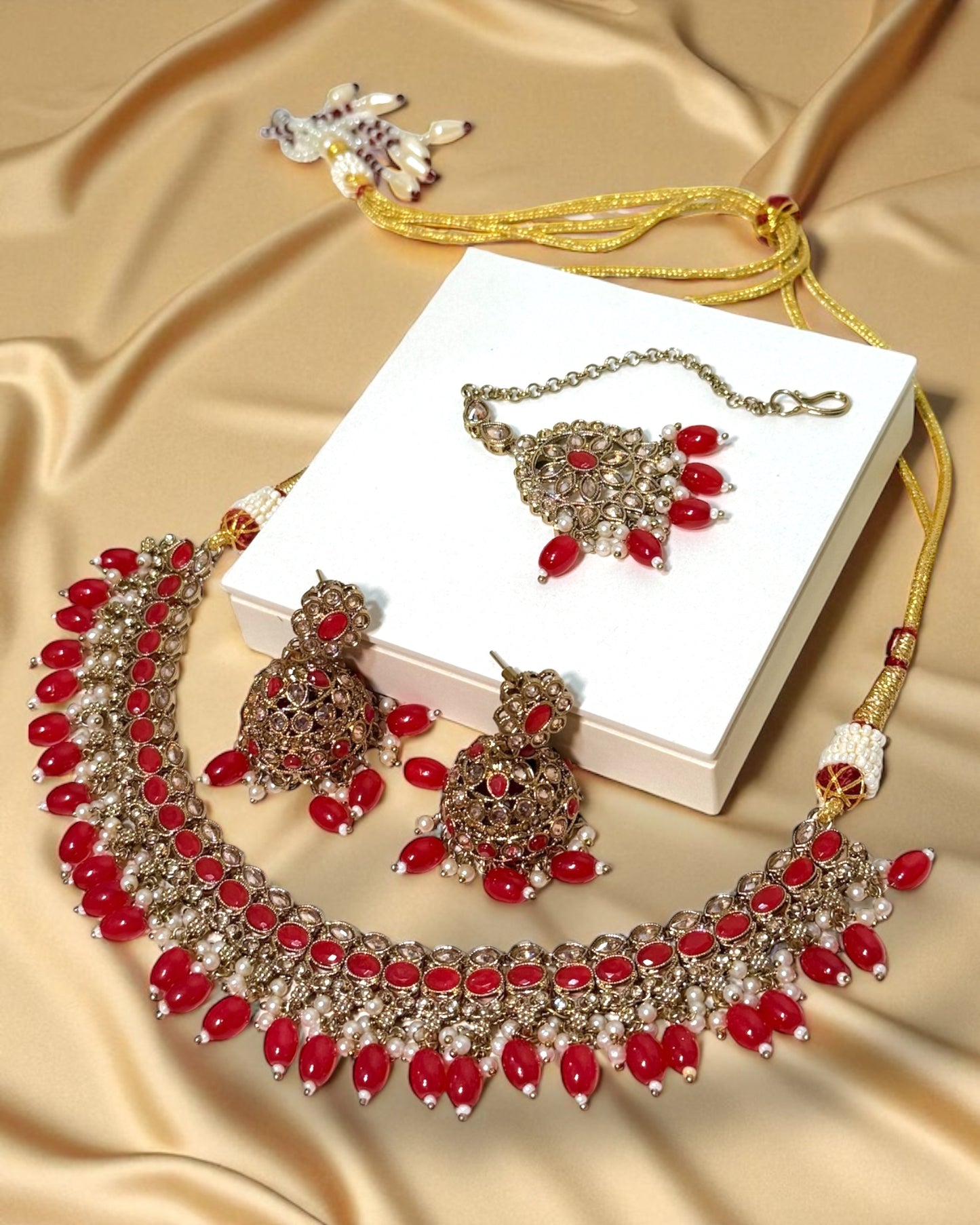 Sabina سابينا Polki Set in Red