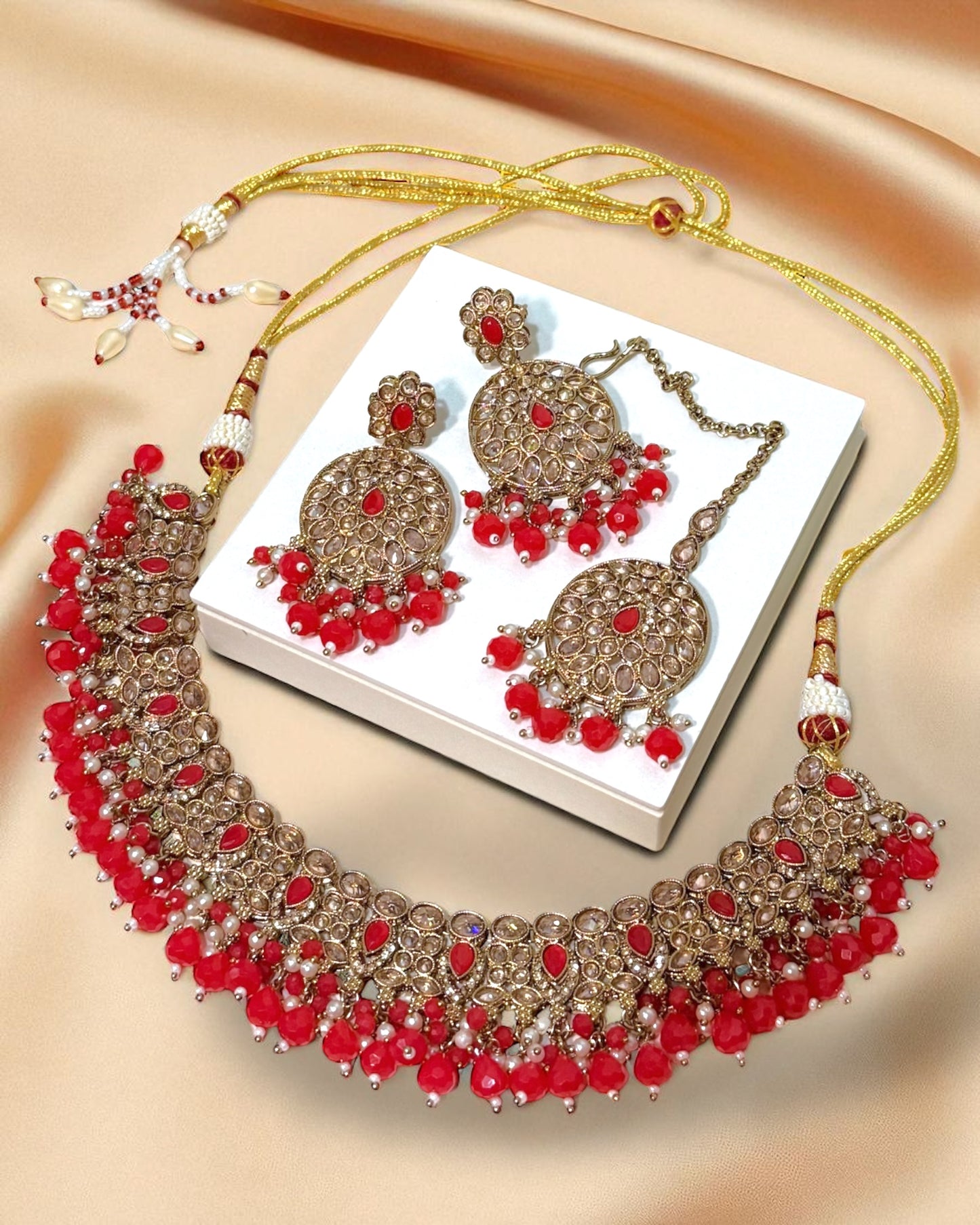 Sara سارة Polki Set in Red