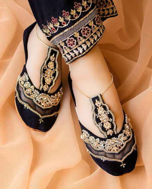 Amani أماني Khussay in Black