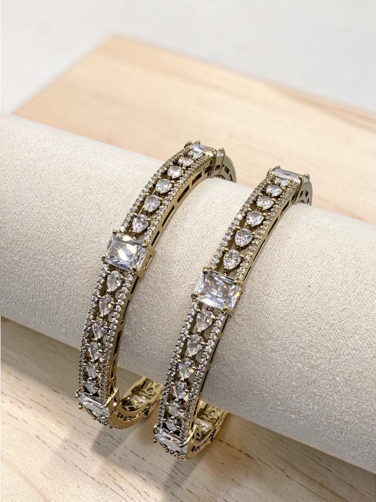 Sabrine صابرين American Diamond Kaday in Gold
