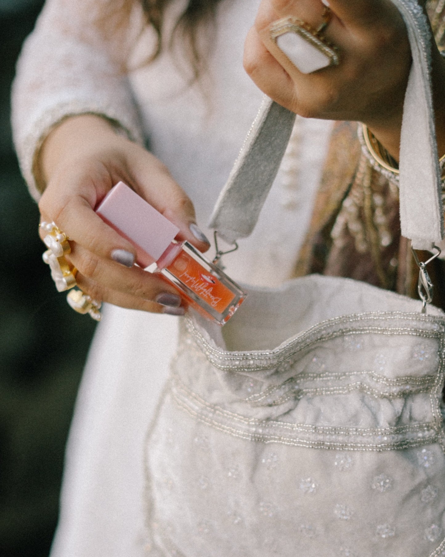 Lip Oils with Thick Applicator