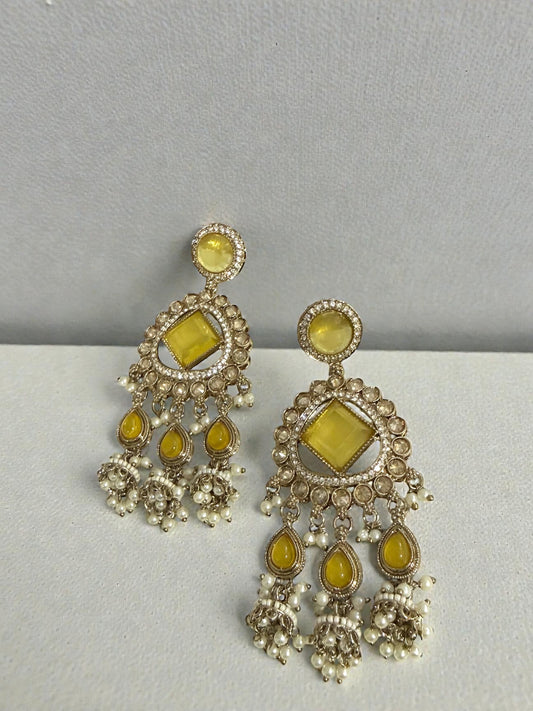 Iqra اقرأ Polki Earrings in Yellow