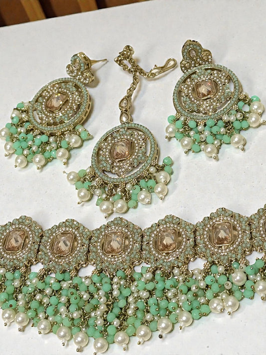 Saachi साची Waterfall Choker in Mint